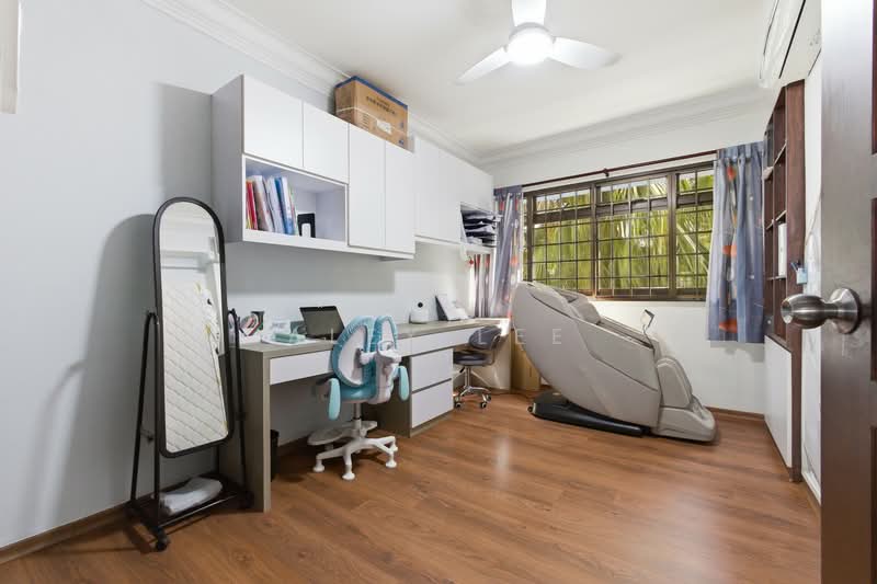 711 Woodlands Drive 70 HDB Flat For Sale at S$ 699,000 | PropertyGuru Singapore - Study