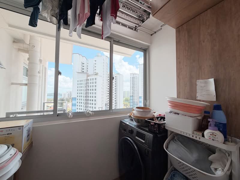 422B Northshore Dr HDB Flat For Sale at S$ 1,080,000 | PropertyGuru Singapore - Yard