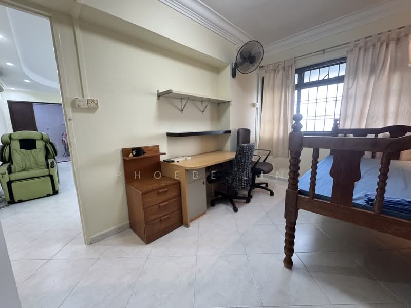 350 Ang Mo Kio Street 32, 350 Ang Mo Kio Street 32, 3 Bedrooms, 1,022 sqft, HDB Flat For Rent, by Phoebe Lin, 500080202 - Bedroom - PropertyGuru.com.sg