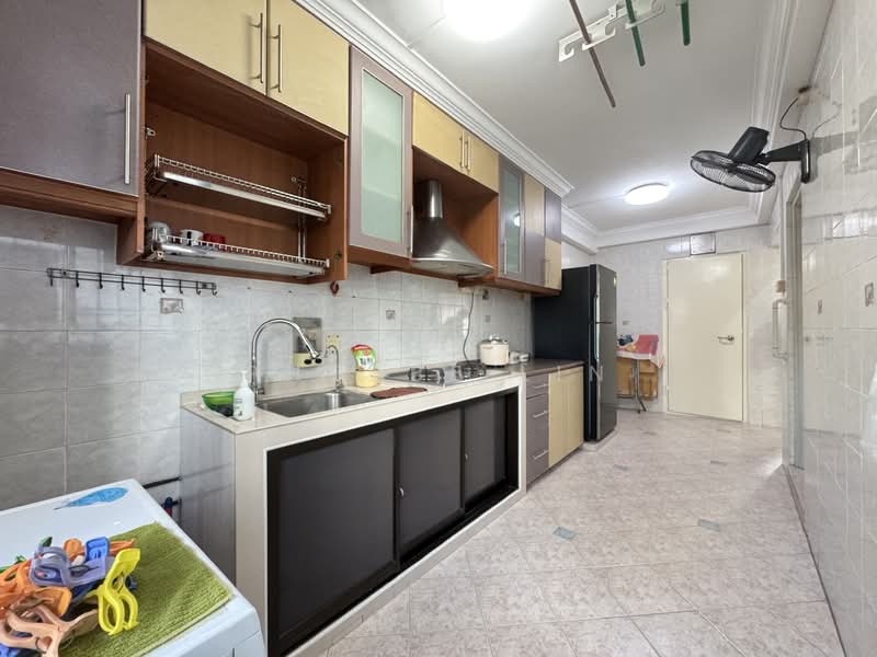 350 Ang Mo Kio Street 32, 350 Ang Mo Kio Street 32, 3 Bedrooms, 1,022 sqft, HDB Flat For Rent, by Phoebe Lin, 500080202 - Kitchen - PropertyGuru.com.sg