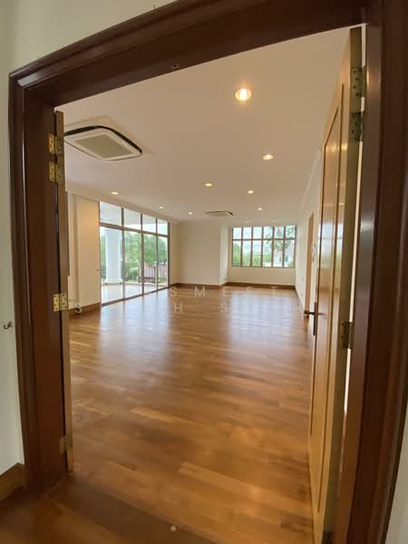 Villas Holland, Bukit Sedap Road, 6 Bedrooms, 12,486 sqft, Good Class Bungalow For Rent, by Jay Sethi, 500080205 - Living Room - PropertyGuru.com.sg
