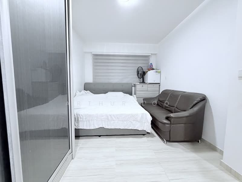 429B Bedok North Road HDB Flat For Sale at S$ 800,000 | PropertyGuru Singapore - Bedroom