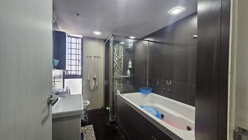 The Tanamera Condominium For Sale at S$ 1,880,000 | PropertyGuru Singapore - Bathroom