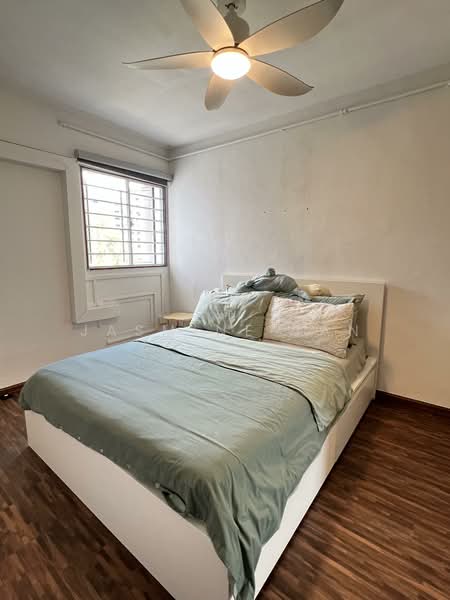 609 Bedok Reservoir Road HDB Flat For Sale at S$ 465,000 | PropertyGuru Singapore - Bedroom