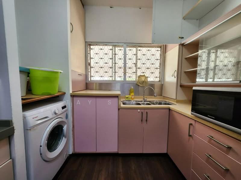 Ridgewood Condominium, 51 Mount Sinai Drive, Room Rental, 100 sqft, Condominium For Rent, by Tay Shaoqi, 500080224 - Kitchen - PropertyGuru.com.sg