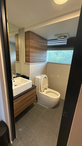 Mega@Woodlands, 39 Woodlands Close, 1,600 sqft, Light Industrial (B1) For Rent, by Cadence Yu, 500080226 - CommercialGuru.com.sg