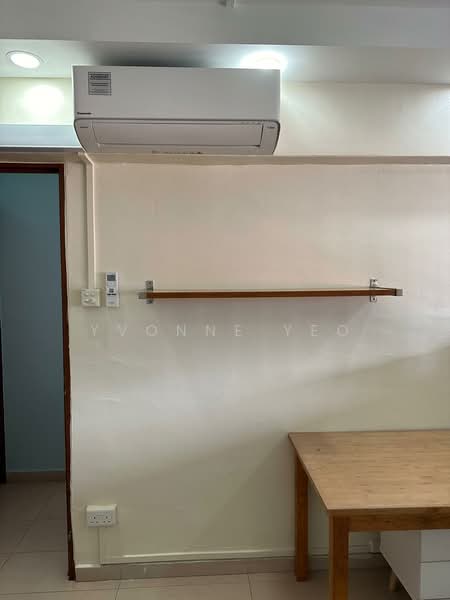 142 Potong Pasir Avenue 3, 142 Potong Pasir Avenue 3, Room Rental, 120 sqft, HDB Flat For Rent, by YvoNne Yeo, 500080228 - Interior - PropertyGuru.com.sg