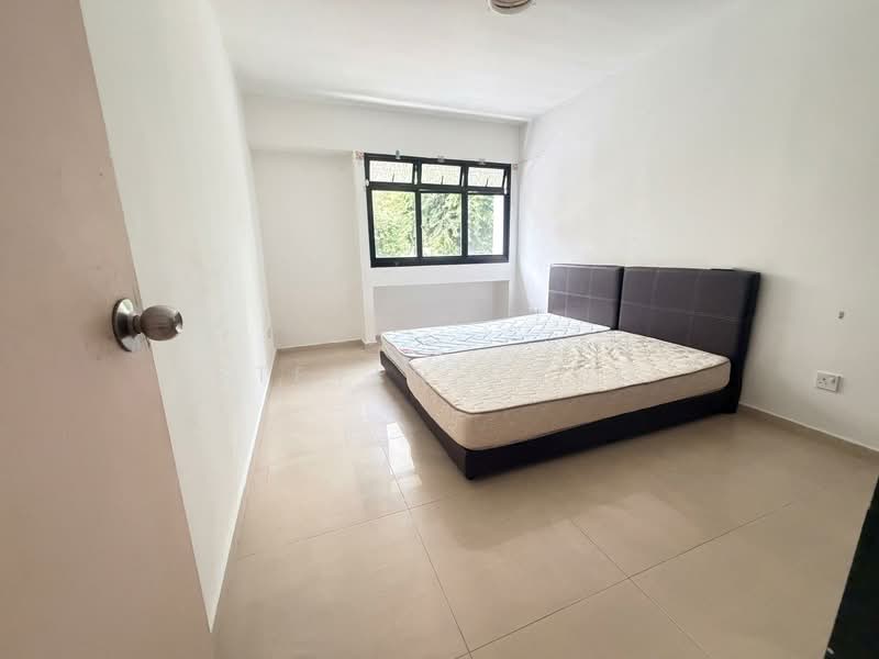 653A Jurong West Street 61, 653A Jurong West Street 61, 3 Bedrooms, 1,195 sqft, HDB Flat For Sale, by Steven Choo, 500080231 - Bedroom - PropertyGuru.com.sg