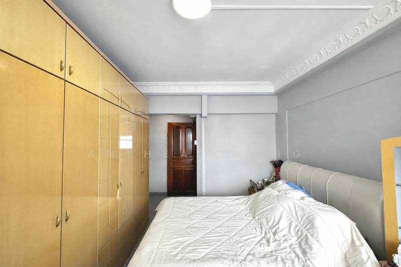 263 Tampines Street 21 HDB Flat For Sale at S$ 650,000 | PropertyGuru Singapore - Bedroom