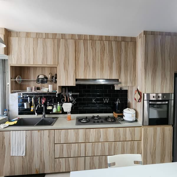 514 Pasir Ris Street 52 HDB Flat For Sale at S$ 699,000 | PropertyGuru Singapore - Kitchen