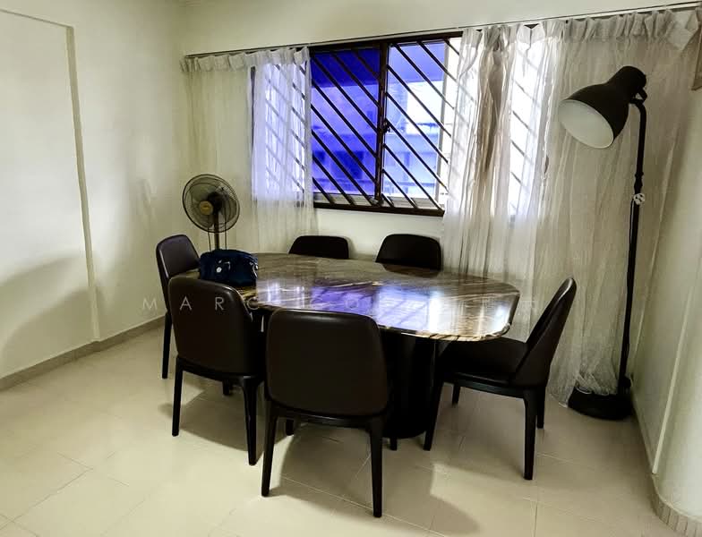 643 Yishun Street 61, 643 Yishun Street 61, 4 Bedrooms, 1,568 sqft, HDB Flat For Rent, by Marc Goh 吴膺武, 500080245 - Dining Room - PropertyGuru.com.sg