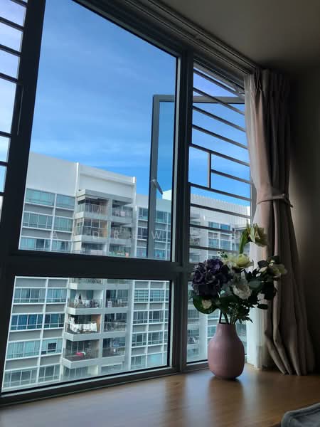 518A Tampines Central 7 HDB Flat For Sale at S$ 860,000 | PropertyGuru Singapore - View