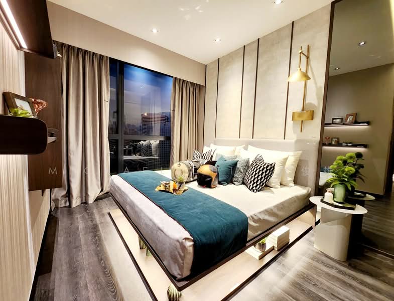 Blossoms By The Park Condominium For Sale at S$ 4,169,000 | PropertyGuru Singapore - Bedroom