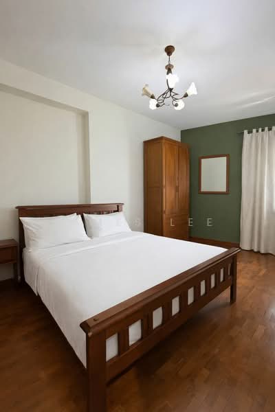 Woodsvale Condominium For Sale at S$ 1,320,000 | PropertyGuru Singapore - Bedroom