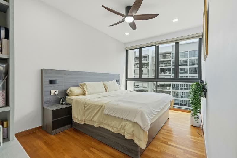SkyPark Residences Executive Condominium For Sale at S$ 2,480,000 | PropertyGuru Singapore - Bedroom