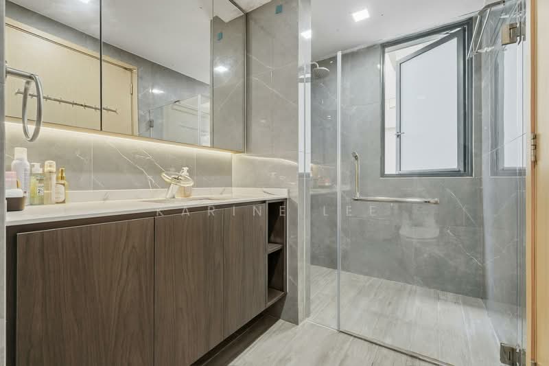 SkyPark Residences Executive Condominium For Sale at S$ 2,480,000 | PropertyGuru Singapore - Bathroom