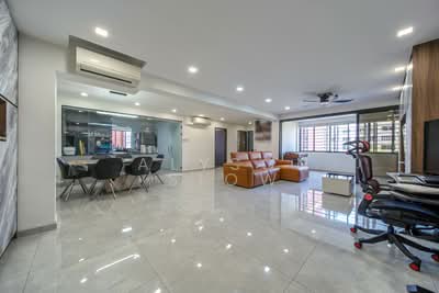 For Sale - 328 Tampines Street 32