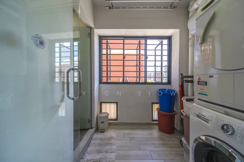 328 Tampines Street 32 HDB Flat For Sale at S$ 1,080,000 | PropertyGuru Singapore - Interior