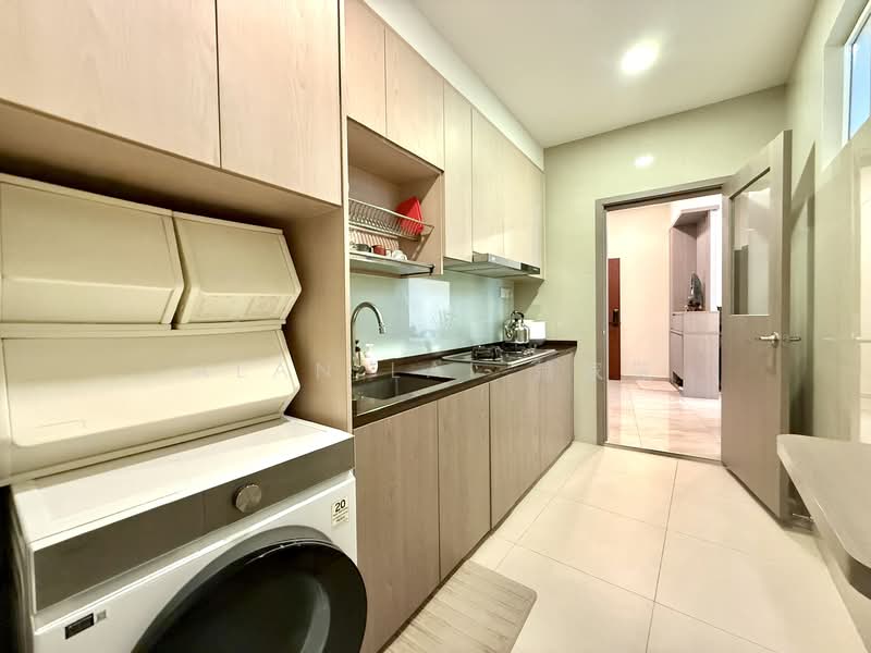 The Sunny Spring Condominium For Sale at S$ 2,380,000 | PropertyGuru Singapore - Kitchen