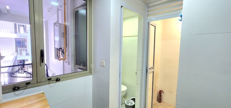 Sea Horizon Executive Condominium For Sale at S$ 1,500,000 | PropertyGuru Singapore - Bathroom