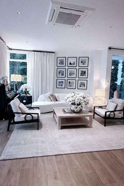 3 Storey Semi-D French Colonial styled semi D / Kovan Estate / Kovan MRT Semi-Detached House For Sale at S$ 7,200,000 | PropertyGuru Singapore - Living Room