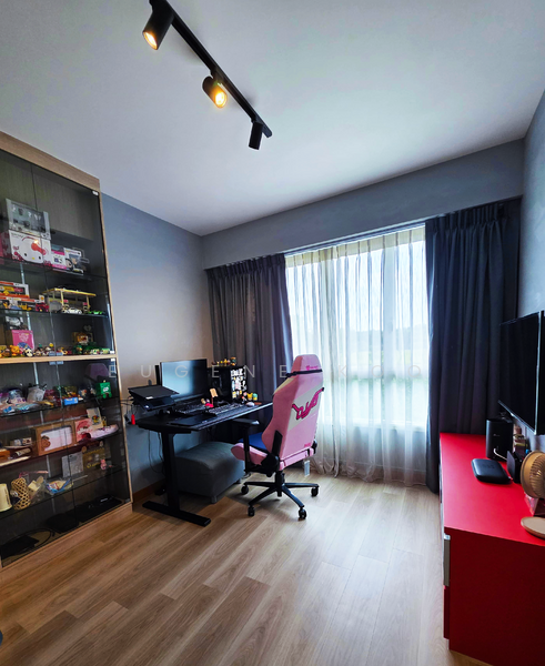 669B Edgefield Plains HDB Flat For Sale at S$ 670,000 | PropertyGuru Singapore - Study