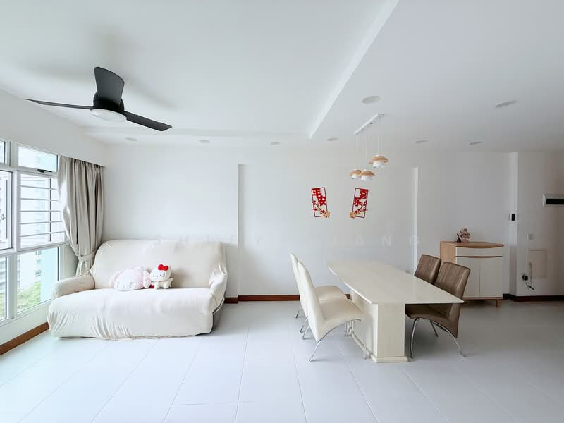 618A Punggol Drive HDB Flat For Sale at S$ 723,888 | PropertyGuru Singapore - Bright & Spacious 