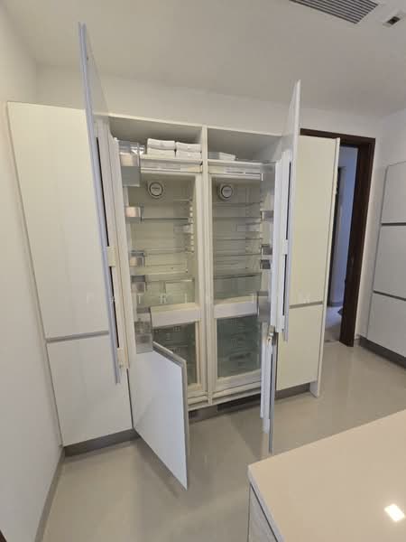 Sage, 11A Nassim Road, 4 Bedrooms, 2,863 sqft, Condominium For Rent, by Patrik Tam, 500080296 - Kitchen - PropertyGuru.com.sg