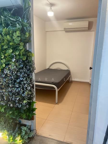 44 Circuit Road, 44 Circuit Road, 3 Bedrooms, 556 sqft, HDB Flat For Rent, by Tiara Lim, 500080305 - Bedroom - PropertyGuru.com.sg