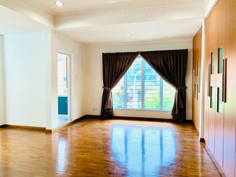 Charlton Road, , 7 Bedrooms, 3,500 sqft, Semi-Detached House For Rent, by Adeline Oh, 500080307 - Master Bedroom  - PropertyGuru.com.sg
