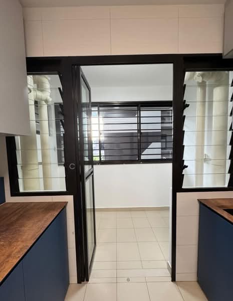 For Rent - 132A Canberra Crescent