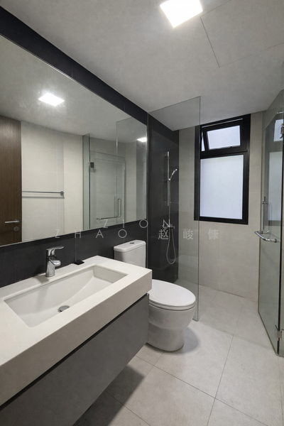 River Isles Condominium For Sale at S$ 1,780,000 | PropertyGuru Singapore - Bathroom