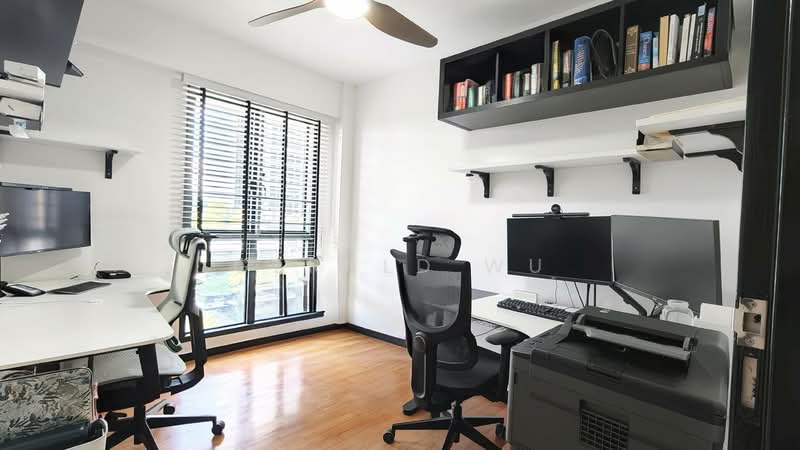 92 Dawson Road HDB Flat For Sale at S$ 1,280,000 | PropertyGuru Singapore - Bedroom 1