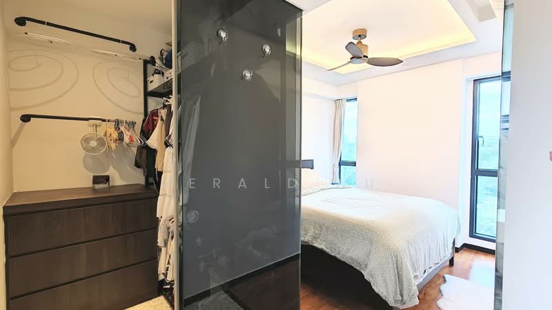 92 Dawson Road HDB Flat For Sale at S$ 1,280,000 | PropertyGuru Singapore - Master Bedroom