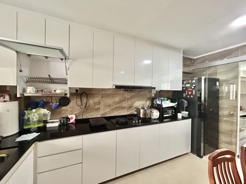 130 Yishun Street 11, 130 Yishun Street 11, Room Rental, 100 sqft, HDB Flat For Rent, by Elaine Tan, 500080337 - Kitchen - PropertyGuru.com.sg
