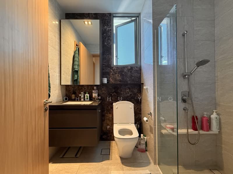 City Gate Apartment For Sale at S$ 1,899,999 | PropertyGuru Singapore - Bathroom