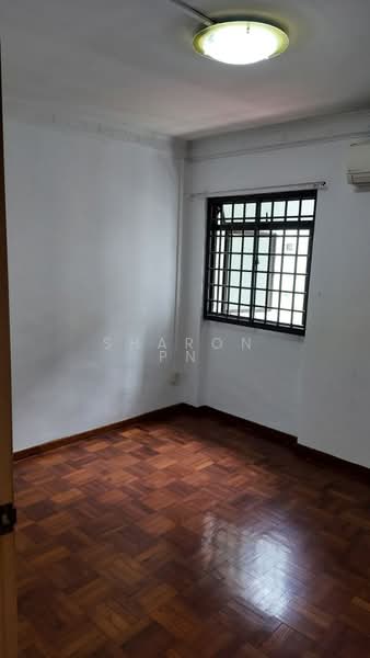 625 Choa Chu Kang Street 62 HDB Flat For Sale at S$ 599,999 | PropertyGuru Singapore - Common Bedroom 1