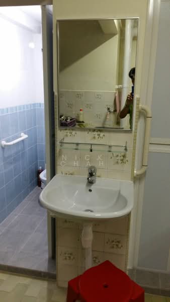 532 Upper Cross Street, 532 Upper Cross Street, Room Rental, 150 sqft, HDB Flat For Rent, by Nick Chah, 500080345 - Bathroom - PropertyGuru.com.sg