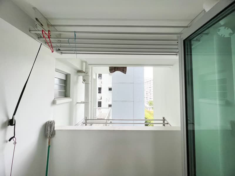 93A Telok Blangah Street 31 HDB Flat For Sale at S$ 1,000,000 | PropertyGuru Singapore - Balcony