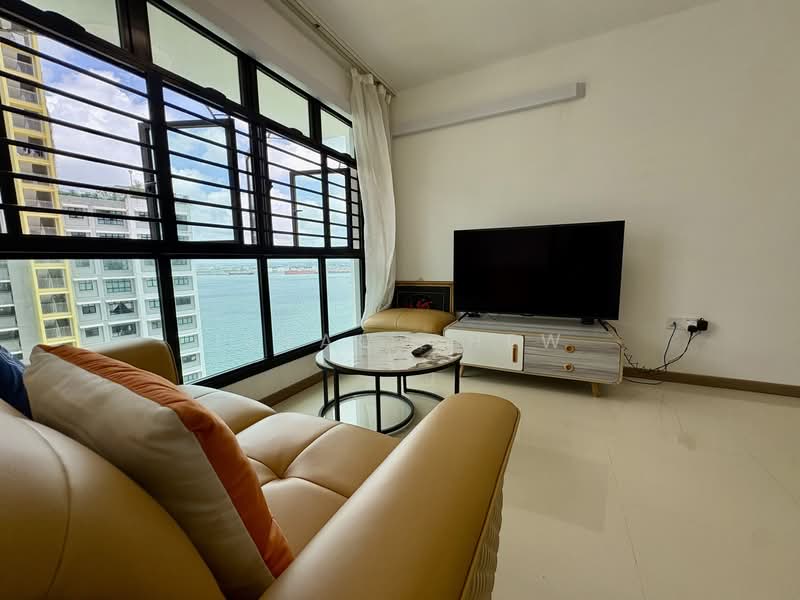 413C Northshore Drive HDB Flat For Sale at S$ 620,000 | PropertyGuru Singapore - Living Room