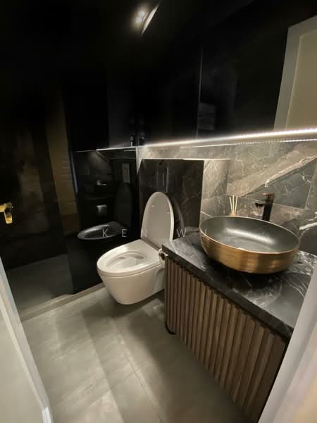 183D Rivervale Crescent HDB Flat For Sale at S$ 630,000 | PropertyGuru Singapore - Bathroom