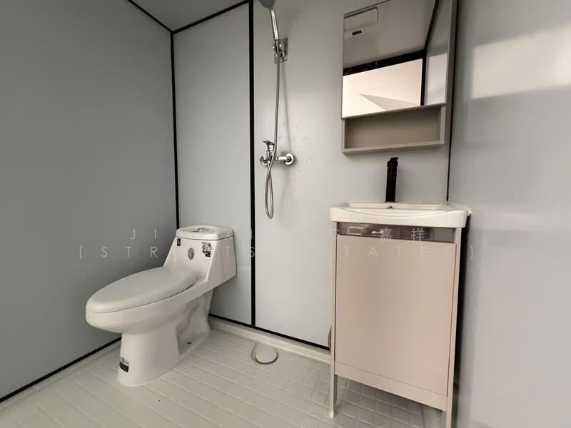 Sennett Residence, 31 Pheng Geck Avenue, Room Rental, 200 sqft, Detached House For Rent, by Jia Xiang 嘉祥 (Straits Estates), 500080379 - Bathroom - PropertyGuru.com.sg