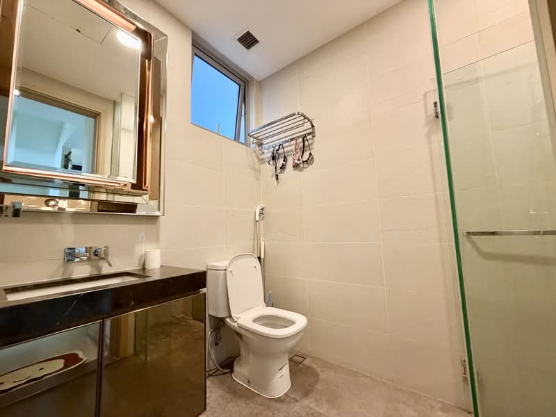 Stars of Kovan Cluster House For Sale at S$ 2,980,000 | PropertyGuru Singapore - Bathroom