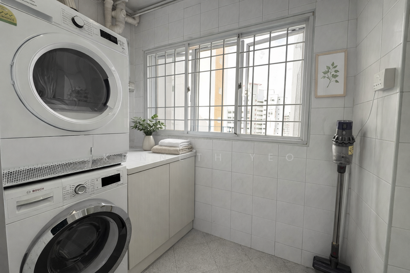 288D Jurong East Street 21 HDB Flat For Sale at S$ 900,000 | PropertyGuru Singapore - AI Generated
