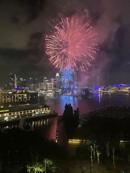 The Sail @ Marina Bay, 2 Marina Boulevard, 2 Bedrooms, 1,033 sqft, Condominium For Rent, by Coreen Cheng, 500080391 - Exterior - PropertyGuru.com.sg