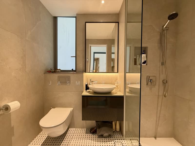 The Oceanfront @ Sentosa Cove Condominium For Sale at S$ 4,480,000 | PropertyGuru Singapore - Bathroom