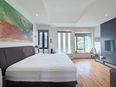 For Sale - Opera Estate