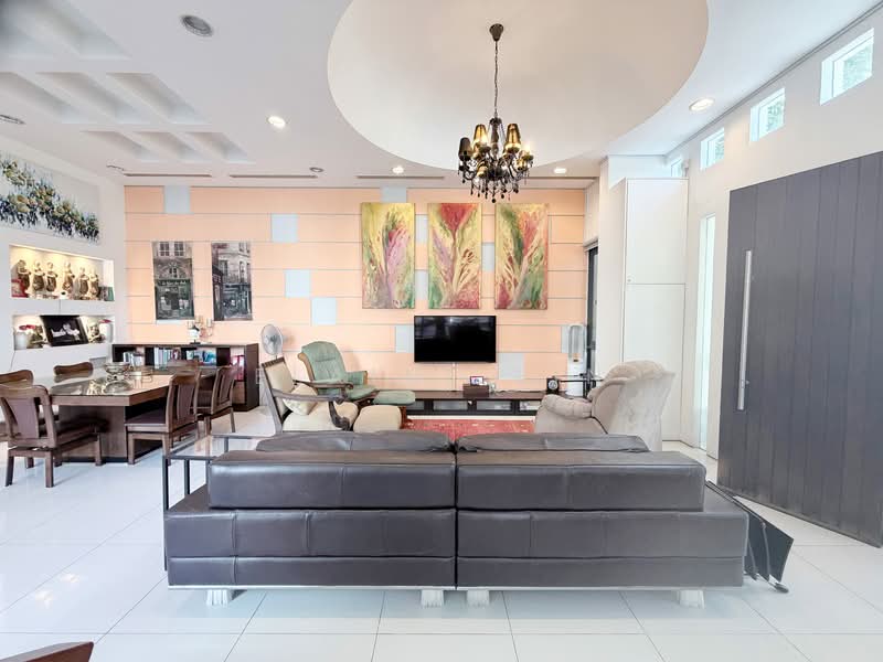 Stunning Freehold Corner Terrace at Opera Estate Corner Terrace For Sale at S$ 6,499,999 | PropertyGuru Singapore - Living Room