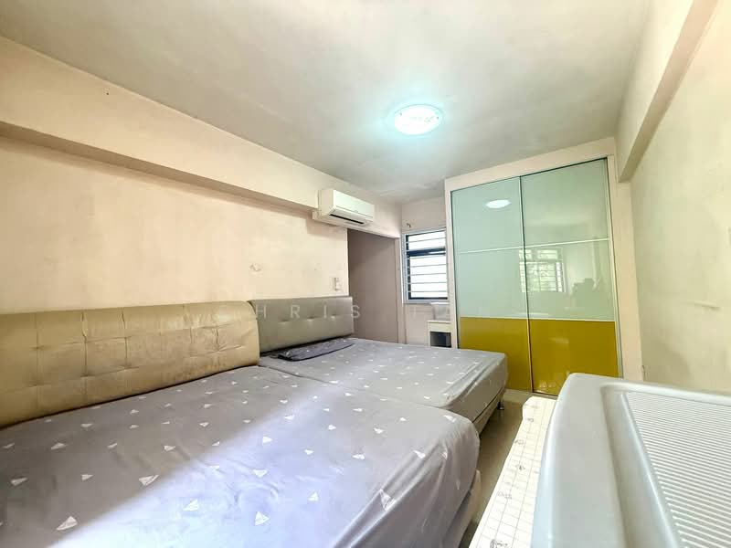 510B Wellington Circle HDB Flat For Sale at S$ 588,000 | PropertyGuru Singapore - Bedroom