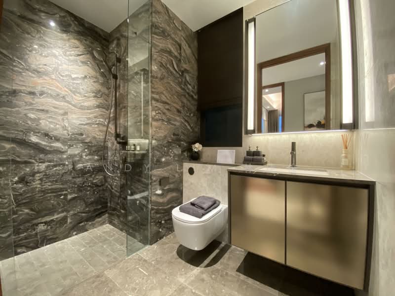 Leedon Green Condominium For Sale at S$ 3,750,000 | PropertyGuru Singapore - Bathroom